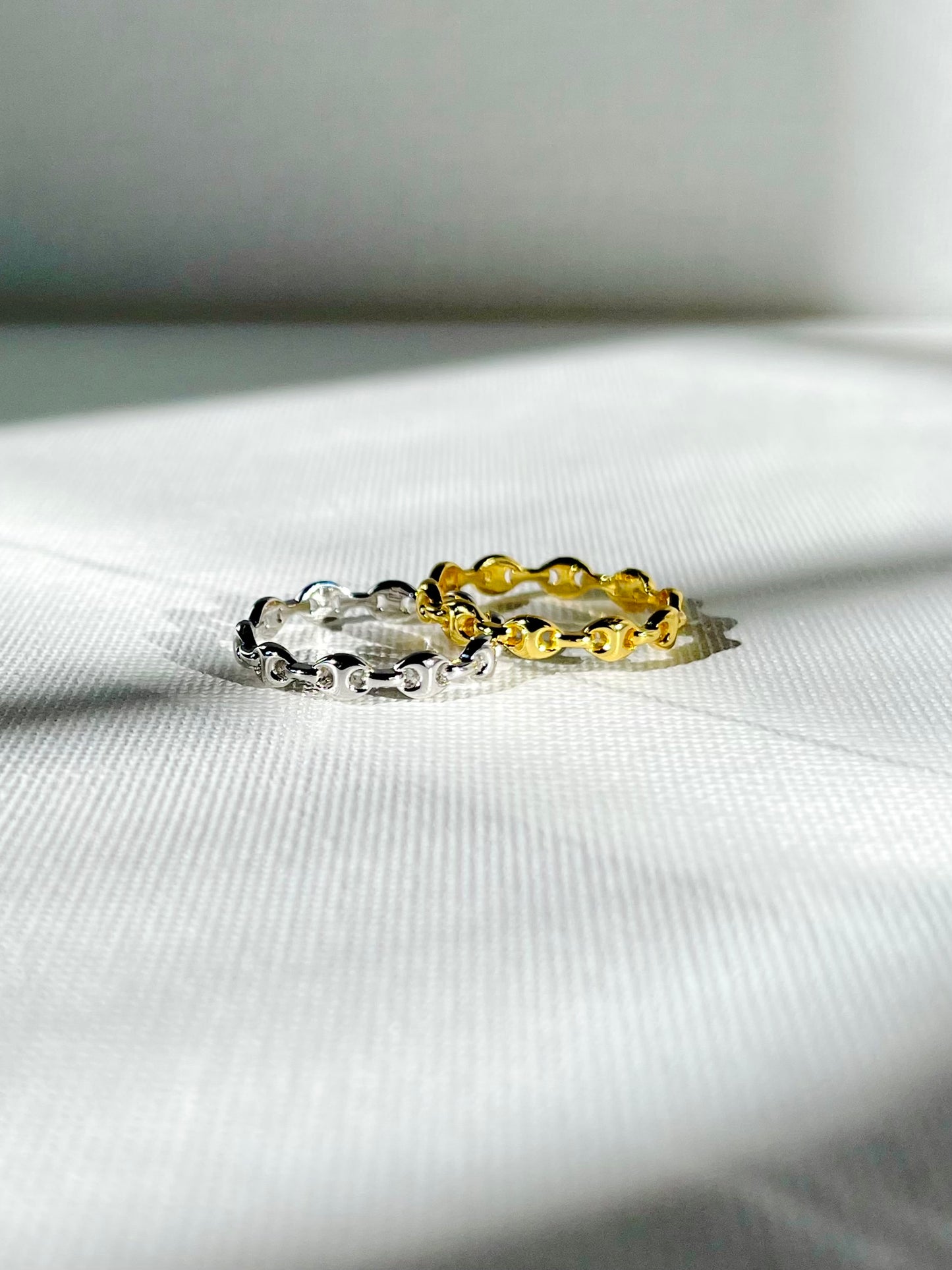 Anillo Zircones Banda Cartier