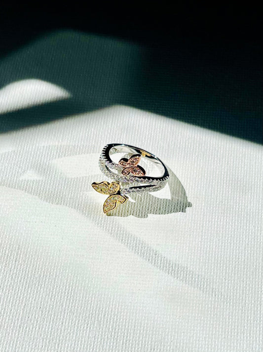 Anillo Zircones Mariposas