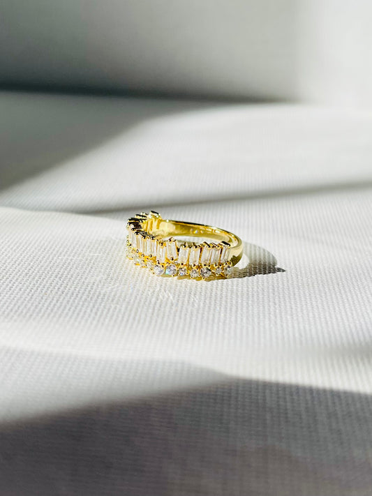 Anillo Zircones Baguettes y Redondos