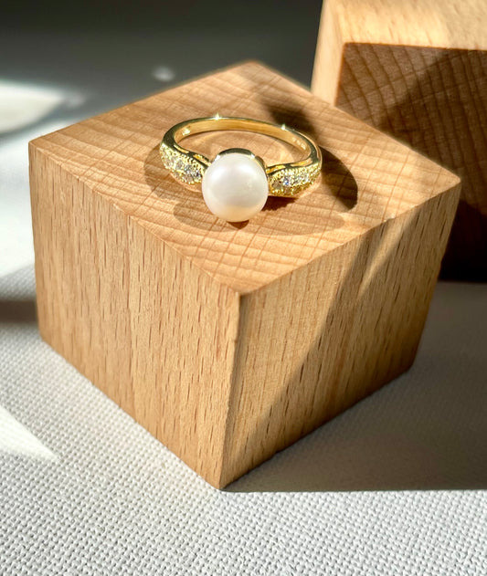 Anillo Perla Zircones