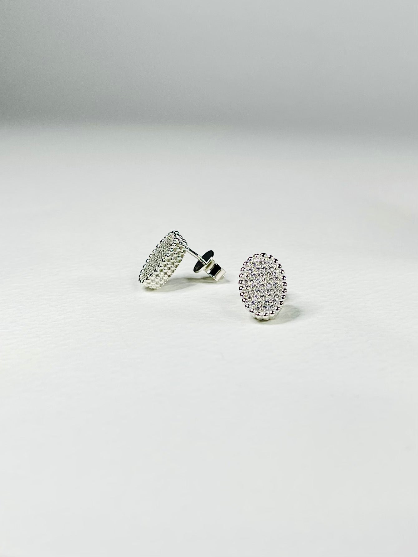 Arete Zirconias