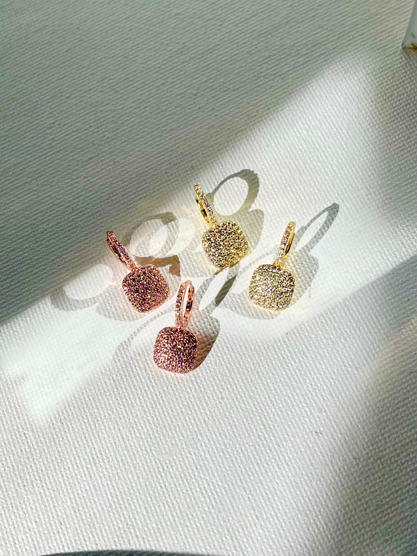 Arete Argolla Zircones