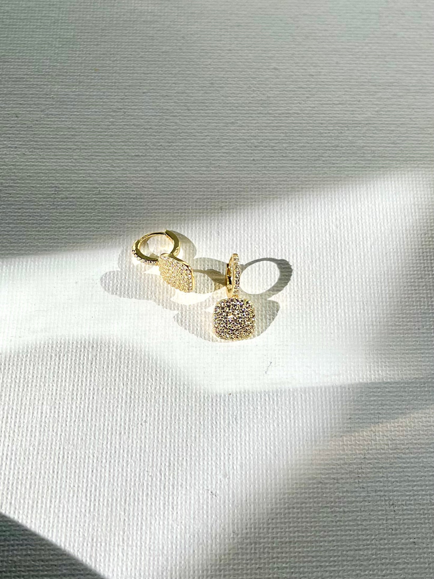 Arete Argolla Zircones