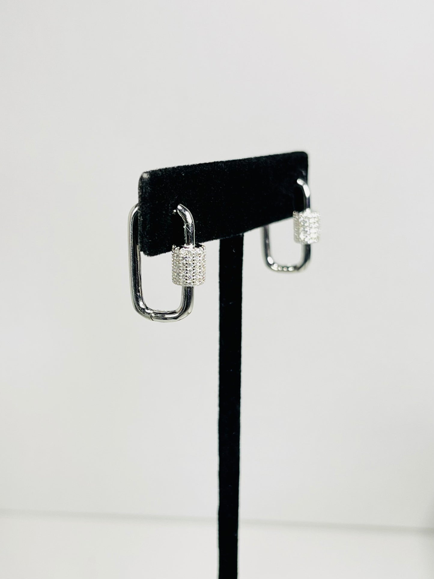 Arete huggie Rectangular Zircones