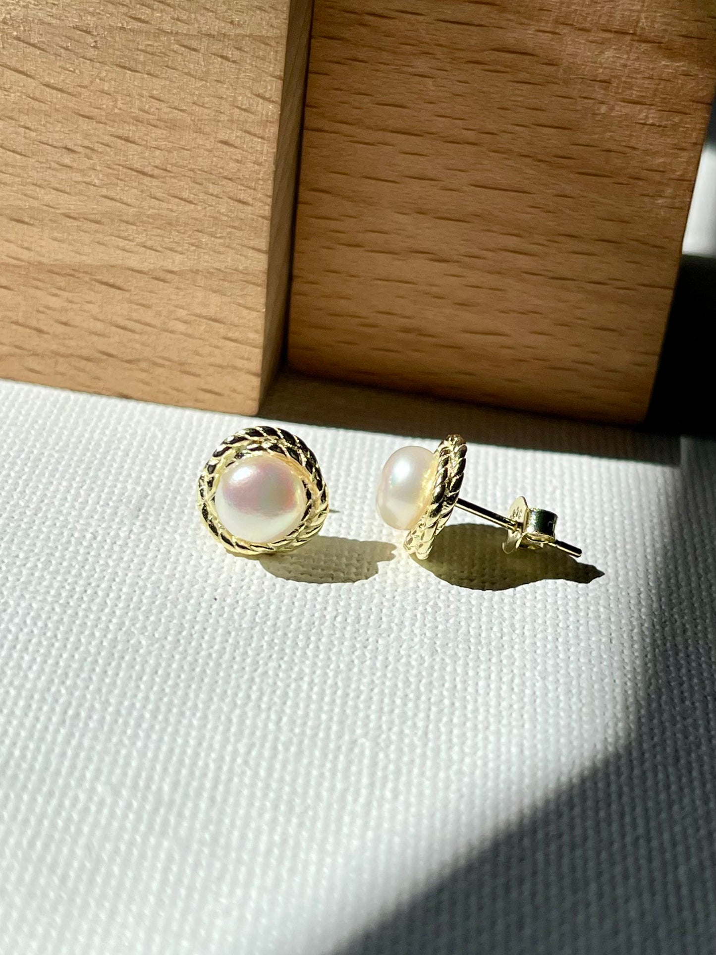 Arete Perla Bisel Cordón  Redondo