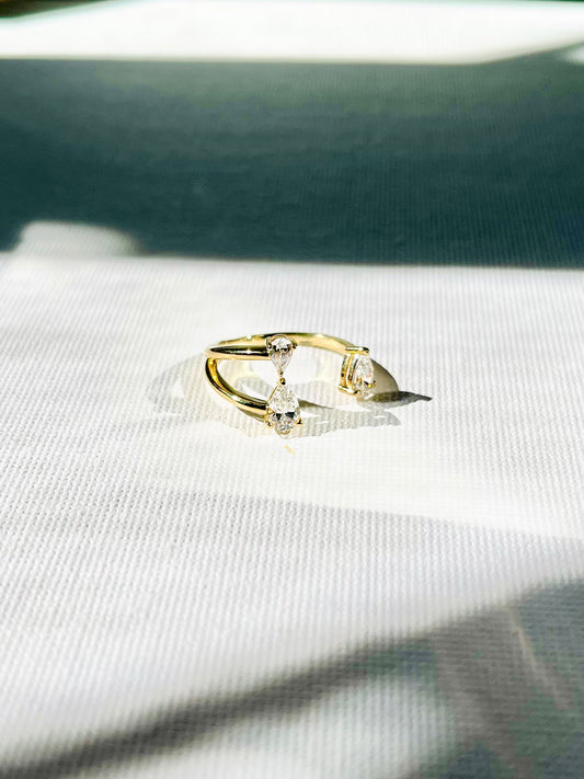 Anillo Zircones Gota Abierto