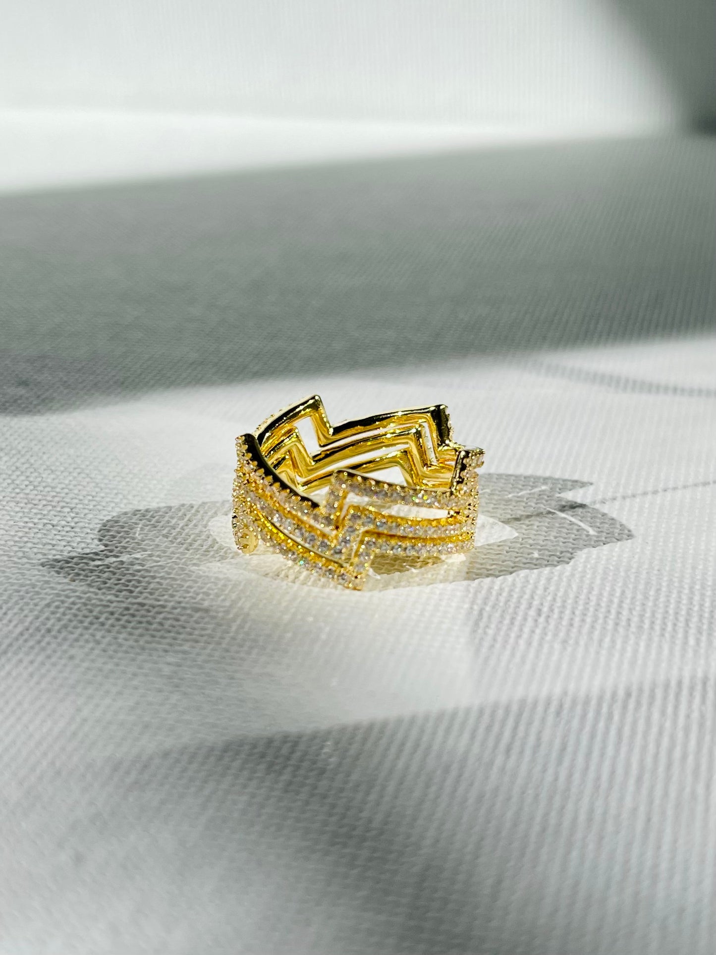 Anillo Zircones Banda