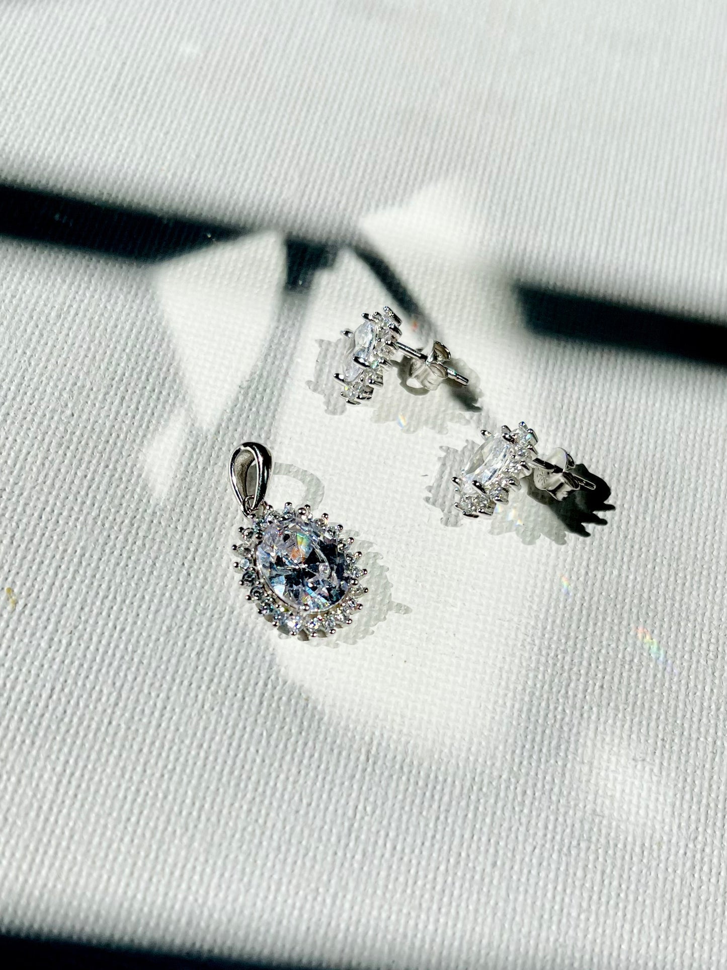 Set Zircones Oval